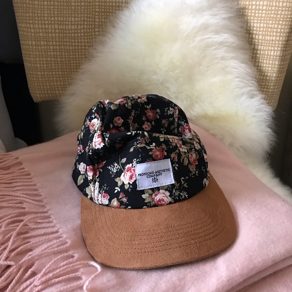 Profound aesthetic hat